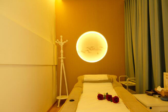 成都金牛区日式指压的寂静美学：在按压中听见雪落的声音